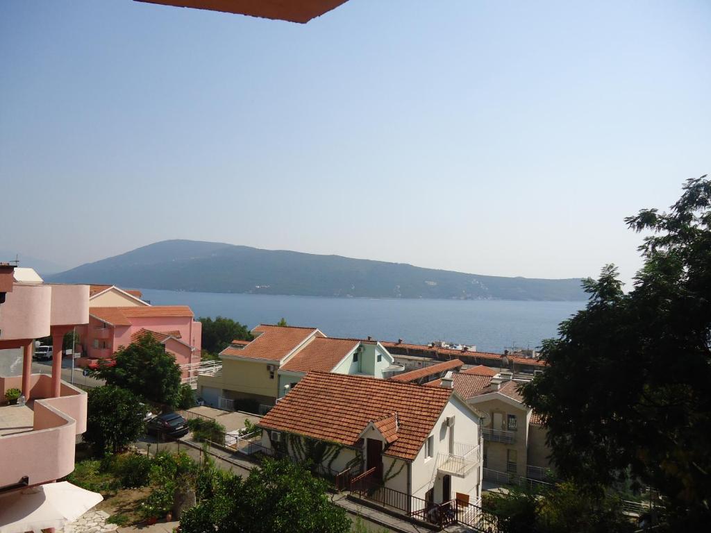 Apartments Villa Micunovic Herceg Novi Rum bild